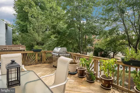 733 Pine Valley Dr, Arnold, MD 21012 photo 37