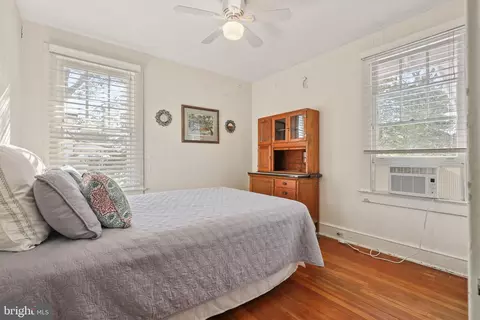 Bedroom - 12 Cushing Ave, Annapolis, MD 21403 photo 3 of 3