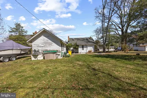 Exterior - 12 Cushing Ave, Annapolis, MD 21403 photo 3 of 22