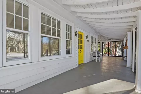 Exterior - 12 Cushing Ave, Annapolis, MD 21403 photo 18 of 22