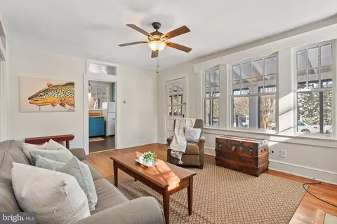 Living - 12 Cushing Ave, Annapolis, MD 21403 photo 3 of 5