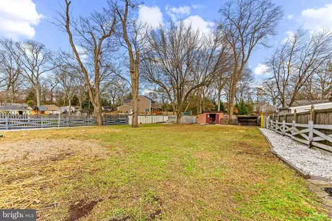 271 Hickory Point Rd, Pasadena, MD 21122 photo 41