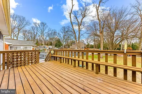 271 Hickory Point Rd, Pasadena, MD 21122 photo 37
