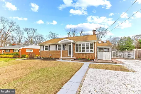271 Hickory Point Rd, Pasadena, MD 21122