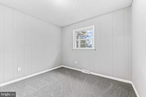 271 Hickory Point Rd, Pasadena, MD 21122 photo 25