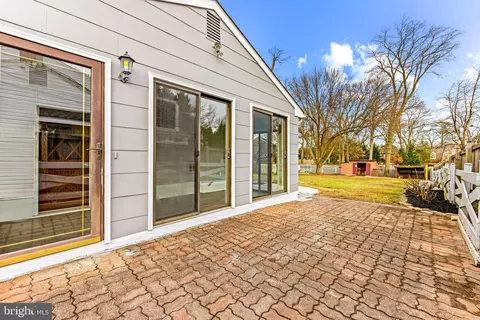 271 Hickory Point Rd, Pasadena, MD 21122 photo 39