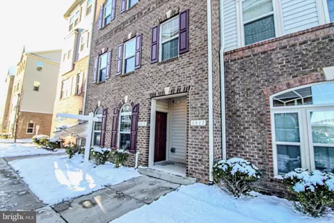 8013 Orchard Grove Rd, Odenton, MD 21113