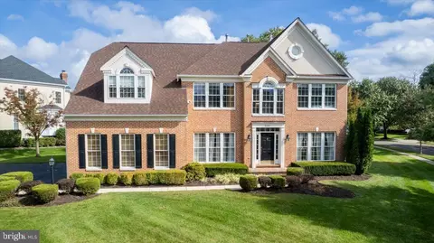 8107 Tichenor Point Ct, Millersville, MD 21108