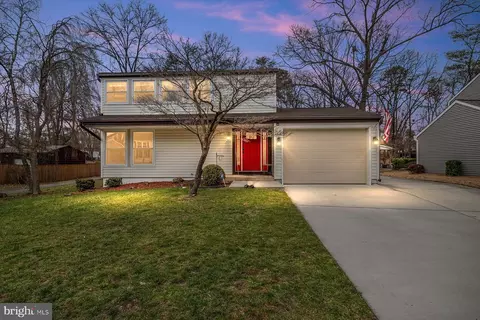 7938 Myers Dr, Glen Burnie, MD 21061