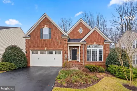 305 Grindstone Dr, Arnold, MD 21012