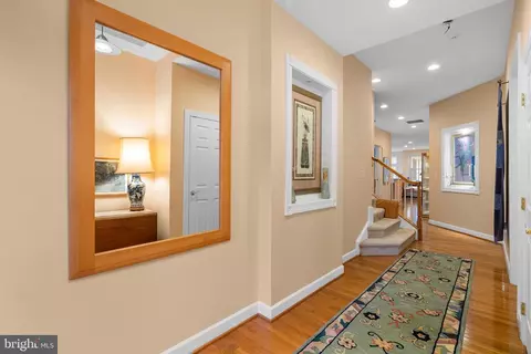 305 Grindstone Dr, Arnold, MD 21012 photo 2