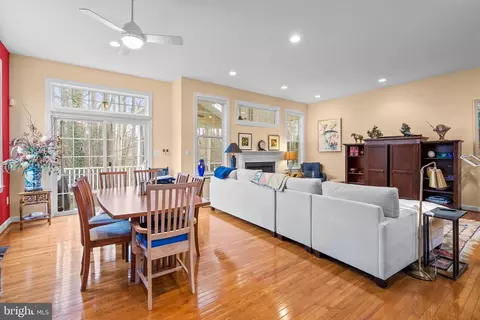 305 Grindstone Dr, Arnold, MD 21012 photo 6