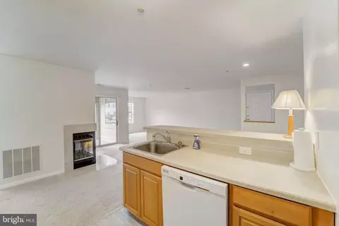 Kitchen - 10 D Hearthstone Ct #D, Annapolis, MD 21403 photo 2 of 2