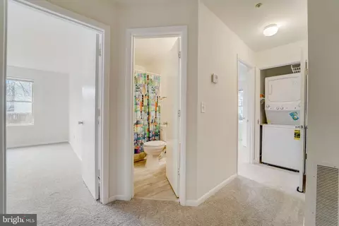Entry Way - 10 D Hearthstone Ct #D, Annapolis, MD 21403 photo 2 of 2