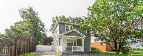 8031 Jumpers Hole Rd, Pasadena, MD 21122