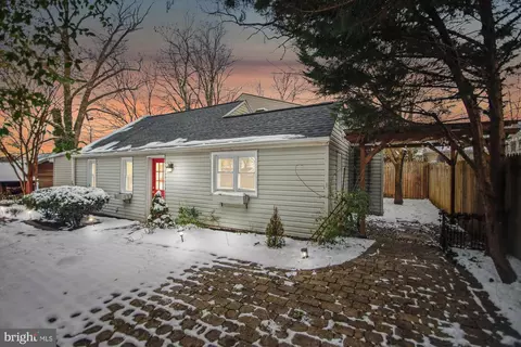680 Shore Rd, Severna Park, MD 21146