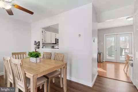 2534 Ambling Cir, Crofton, MD 21114 photo 8