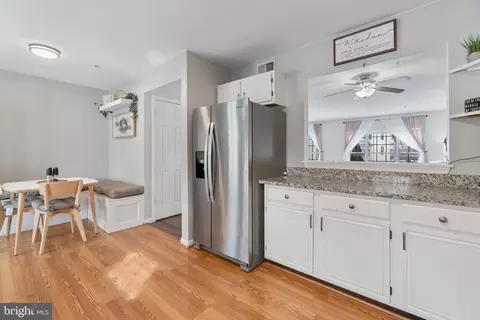 2534 Ambling Cir, Crofton, MD 21114 photo 5