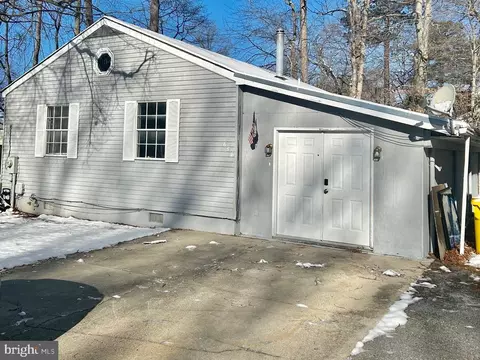 656 California Ave, North Beach, MD 20714