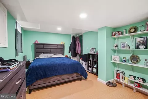 708 209th St, Pasadena, MD 21122 photo 29