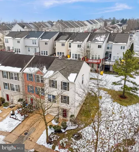 8353 Brooktree St, Laurel, MD 20724