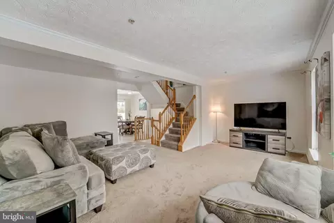 8353 Brooktree St, Laurel, MD 20724 photo 9
