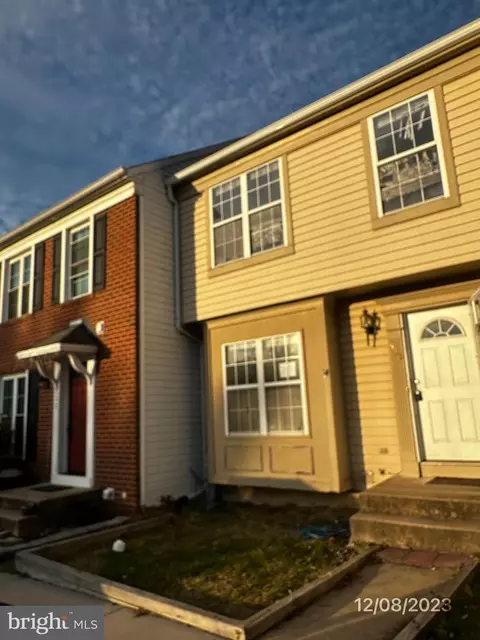 530 Greencrest Ln, Odenton, MD 21113