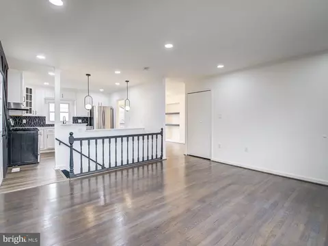 310 Marganza S, Laurel, MD 20724 photo 3