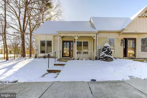921 Riversedge Cir, Annapolis, MD 21401