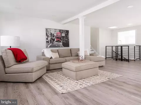 Living - 813 208th St, Pasadena, MD 21122 photo 3 of 3