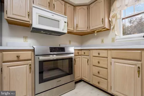 Kitchen - 962 9th St, Pasadena, MD 21122 photo 2 of 4