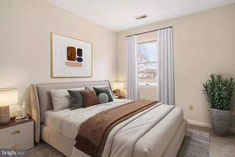 Bedroom - 962 9th St, Pasadena, MD 21122 photo 3 of 4