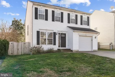 Exterior - 813 209th St, Pasadena, MD 21122 photo 2 of 5