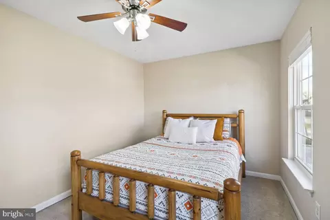 Bedroom - 813 209th St, Pasadena, MD 21122 photo 4 of 7