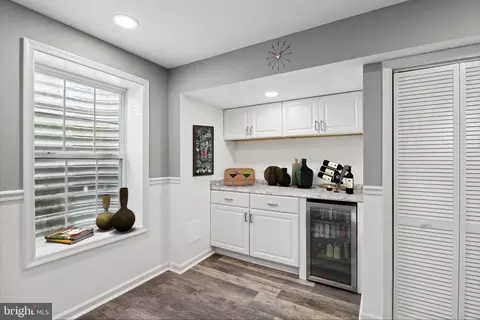 Kitchen - 813 209th St, Pasadena, MD 21122 photo 2 of 2
