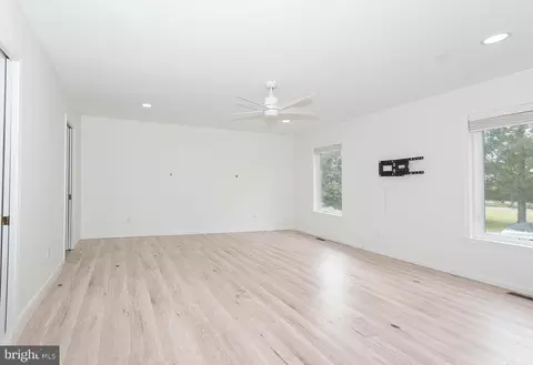 Other - 327 N Ferry Point Rd, Pasadena, MD 21122 photo 7 of 15