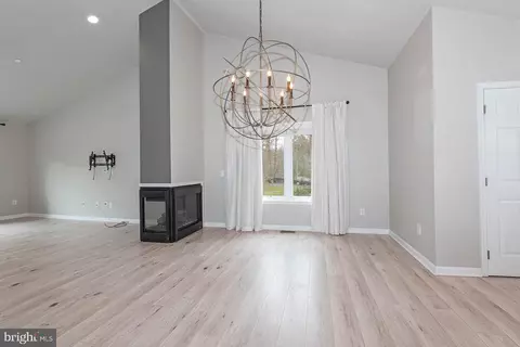 Living - 327 N Ferry Point Rd, Pasadena, MD 21122 photo 2 of 2