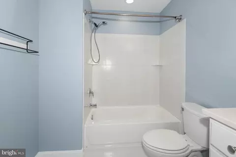 Bath - 327 N Ferry Point Rd, Pasadena, MD 21122 photo 5 of 5