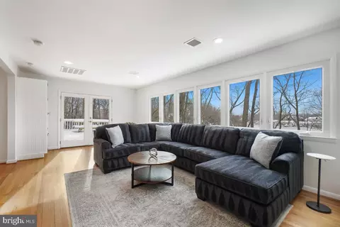 1820 Woods Rd, Annapolis, MD 21401 photo 18