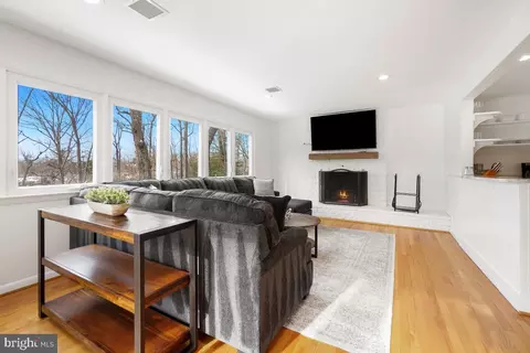 1820 Woods Rd, Annapolis, MD 21401 photo 15