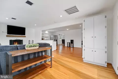 1820 Woods Rd, Annapolis, MD 21401 photo 17