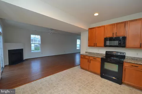 3588 2nd Ave, Edgewater, MD 21037 photo 5