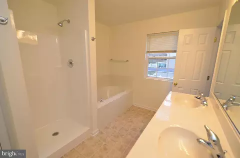 3588 2nd Ave, Edgewater, MD 21037 photo 16