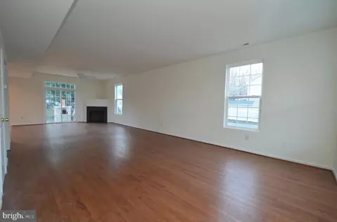 3588 2nd Ave, Edgewater, MD 21037 photo 9