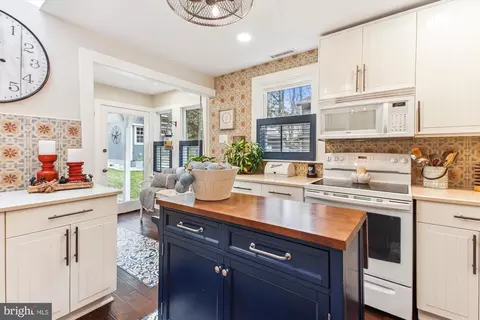 158 Southdown Rd, Edgewater, MD 21037 photo 8