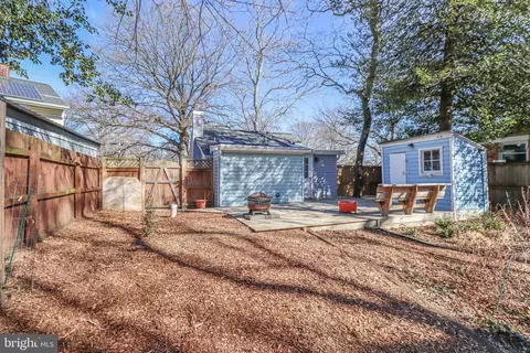 Exterior - 1724 Shore Dr, Edgewater, MD 21037 photo 9 of 14