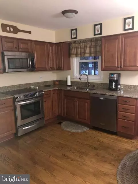 1301 Boxgrove Ct, Pasadena, MD 21122 photo 6
