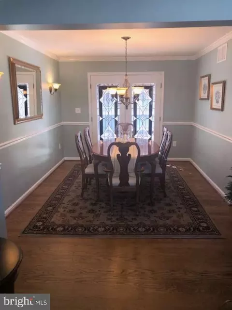 1301 Boxgrove Ct, Pasadena, MD 21122 photo 4
