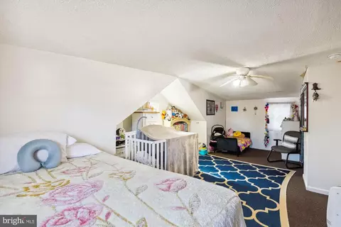 Bedroom - 1009 Monroe St, Annapolis, MD 21403 photo 7 of 10