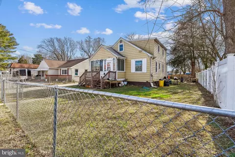 Exterior - 1009 Monroe St, Annapolis, MD 21403 photo 6 of 10